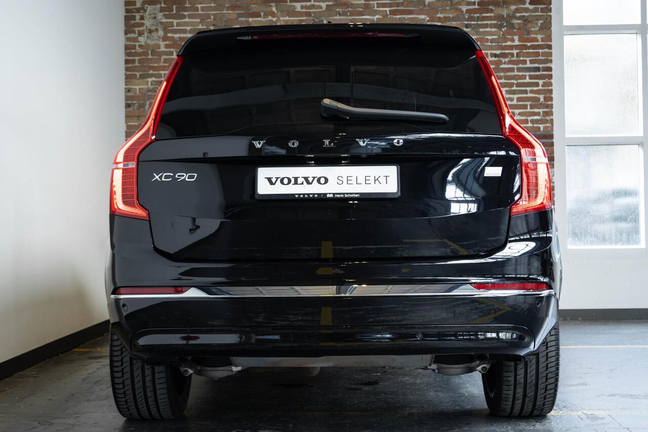 Volvo XC90 T8 Plug-in hybrid AWD Ultra Bright | Verwarmbare voorstoelen | Verwarmbaar stuurwiel | Verwarmbare achterbank | Premium audio by Bowers & Wilkins | Panoramadak | Luchtvering | Rondom zichtcamera | 21 inch Lichtmetalen velgen