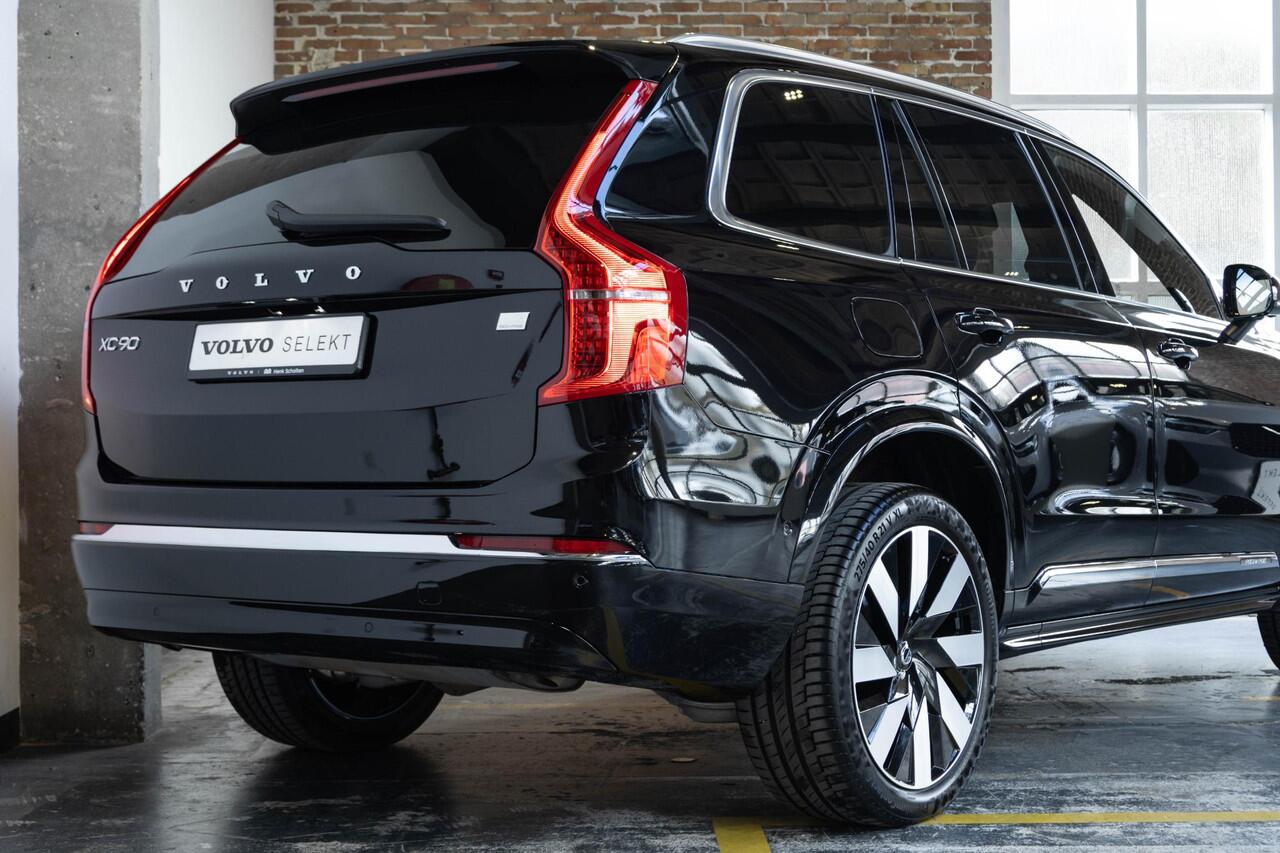 Volvo XC90 T8 Plug-in hybrid AWD Ultra Bright | Verwarmbare voorstoelen | Verwarmbaar stuurwiel | Verwarmbare achterbank | Premium audio by Bowers & Wilkins | Panoramadak | Luchtvering | Rondom zichtcamera | 21 inch Lichtmetalen velgen
