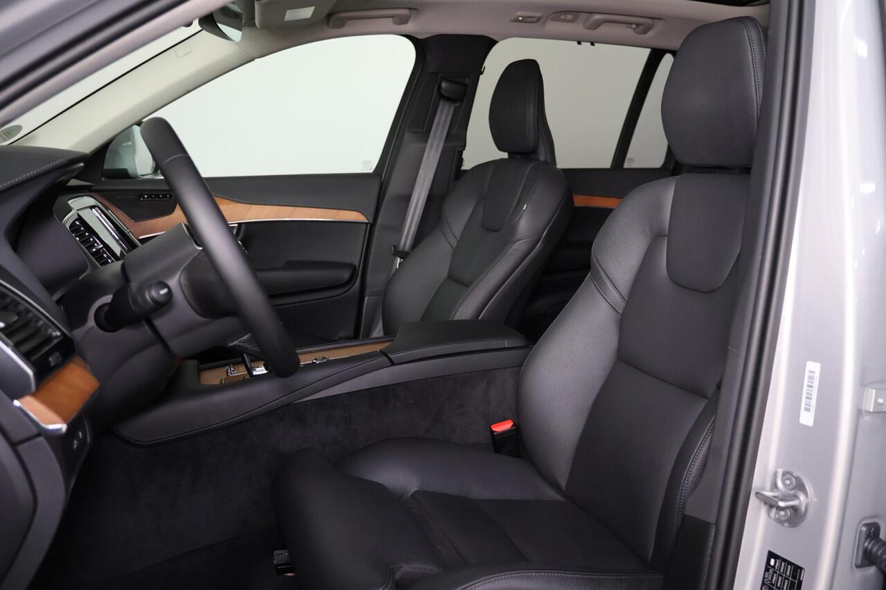 Volvo XC90 T8 Recharge AWD Plus Bright - Panorama/schuifdak - IntelliSafe Assist & Surround - 360º Camera - Harman/Kardon audio - Adaptieve LED koplampen - Verwarmde voorstoelen, stuur & achterbank - Parkeersensoren voor & achter - Elektr. bedienb. voorstoelen met g