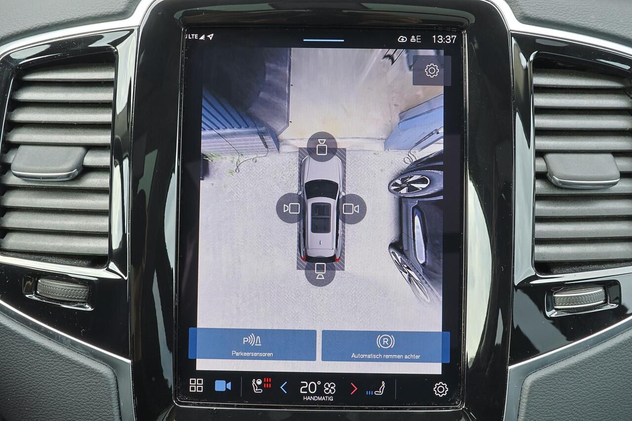Volvo XC90 T8 Recharge AWD Ultimate Dark - Panorama/schuifdak - IntelliSafe Assist & Surround - 360º Camera - Bowers & Wilkins audio - Adaptieve LED koplampen - Verwarmde voorstoelen, stuur & achterbank - Parkeersensoren voor & achter - Elektr. bedienb. voorstoelen 