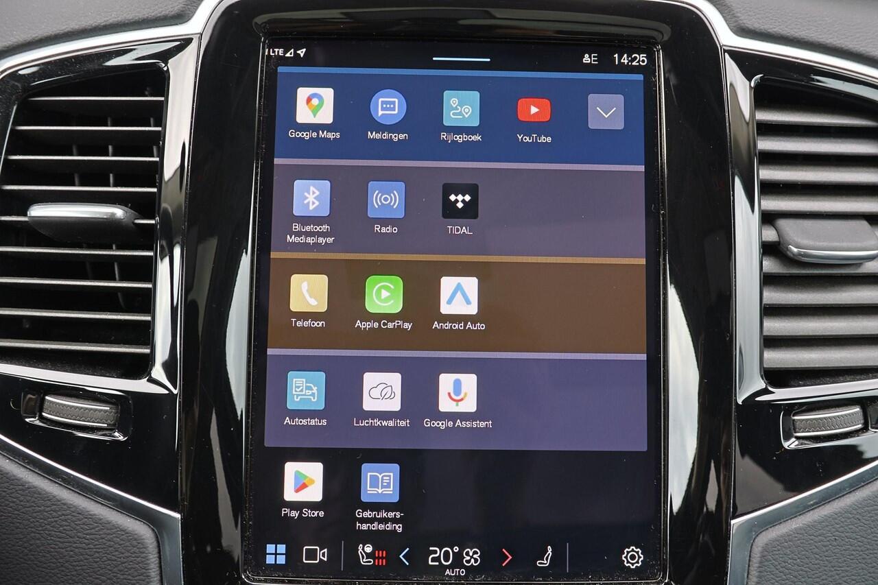 Volvo XC90 T8 Recharge AWD Ultra Bright - Panorama/schuifdak - IntelliSafe Assist & Surround - 360º Camera - Harman/Kardon audio - Adaptieve LED koplampen - Verwarmde voorstoelen, stuur & achterbank - Parkeersensoren voor & achter - Elektr. bedienb. voorstoelen met 
