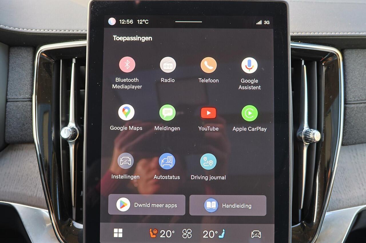 Volvo XC90 T8 Recharge AWD Ultra Dark - Luchtvering - Panorama/schuifdak - IntelliSafe Assist & Surround - 360º Camera - Bowers & Wilkins audio - Verwarmde voorstoelen, stuur & achterbank - Parkeersensoren voor & achter - Elektr. bedienb. voorstoelen met geheugen - 