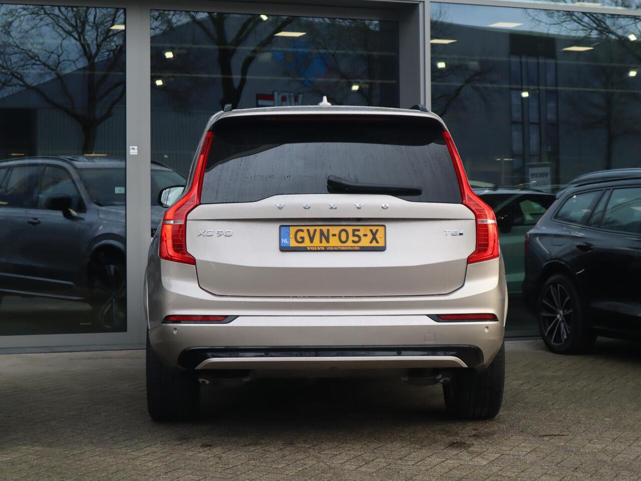 Volvo XC90 2.0 T8 Plug-in hybrid AWD Ultra Dark