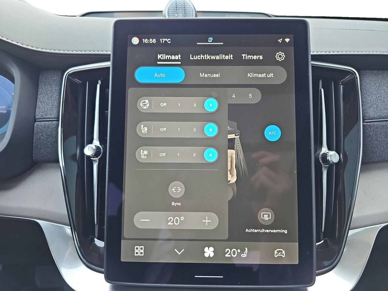 Volvo XC90 2.0 T8 Plug-in hybrid AWD Ultra Dark | Luchtvering | Bowers & Wilkins Audio | Head-up Display | 22'' velgen |