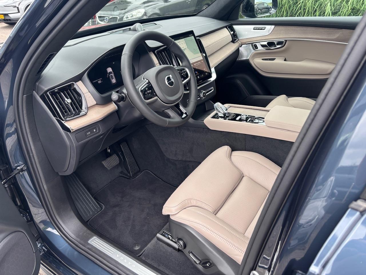 Volvo XC90 T8 Ultra Dark Luchtvering | Stoelmassage | 22 Inch | Bowers & Wilkins | 360 Camera |