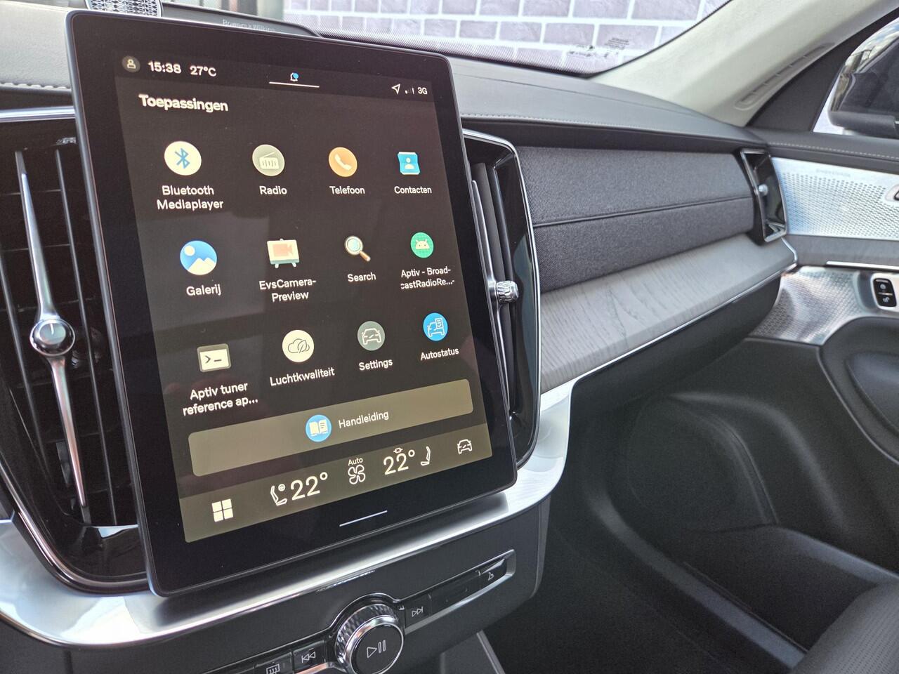 Volvo XC90 T8 Plug-in hybrid AWD Ultra Bright | Nappa leder met massage | Actieve luchtvering | Bowers & Wilkins | 22" 7-Dubbel Spaaks | Extra getint glas