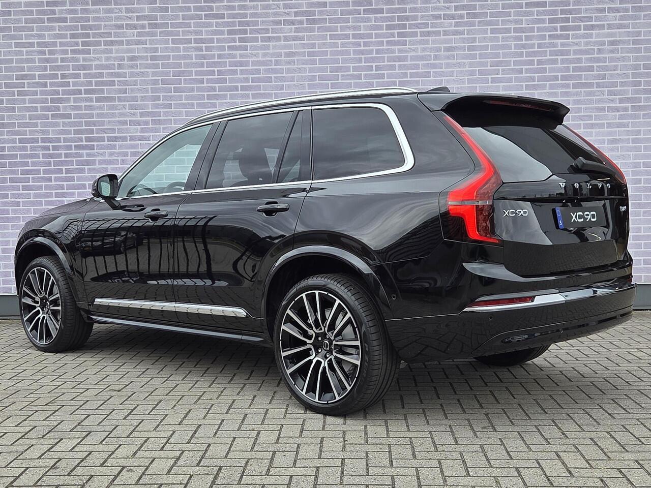 Volvo XC90 T8 Plug-in hybrid AWD Ultra Bright | Nappa leder met massage | Actieve luchtvering | Bowers & Wilkins | 22" 7-Dubbel Spaaks | Extra getint glas