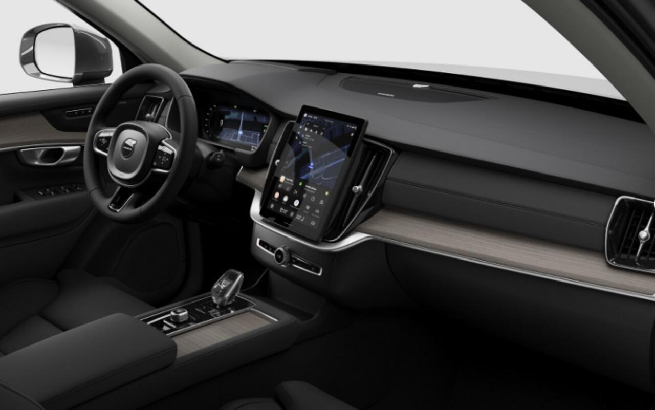 Volvo XC90 T8 455PK Automaat Plug-in hybrid AWD Ultra Bright Luchtvering / Trekhaak / Panoramadak / Google services / Elektrisch bedienbare voorstoelen met geheugen / Stoelverwarming voor en achter