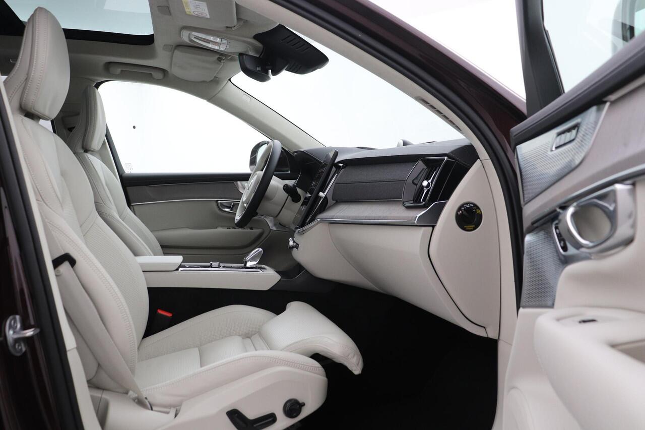 Volvo XC90 T8 Plug-in hybrid Ultra Bright | FACELIFT | Luchtvering | Bowers&Wilkins | Massage+Ventilatie | 22 Inch | Trekhaak