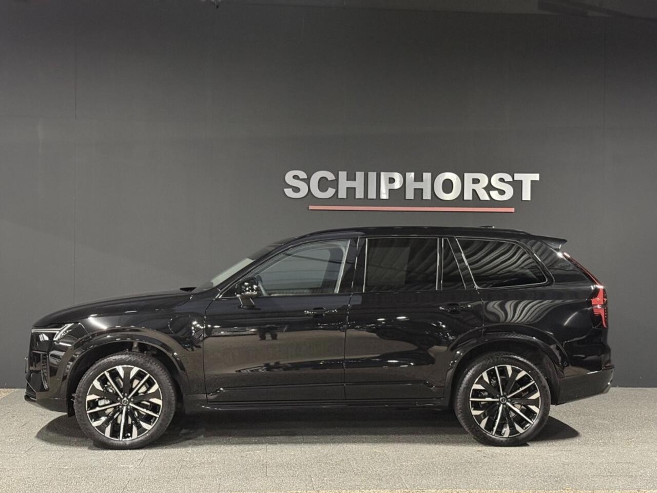 Volvo XC90 T8 Hybride Plus Dark 21 inch 7 Zits All Black 455pk 360 camera