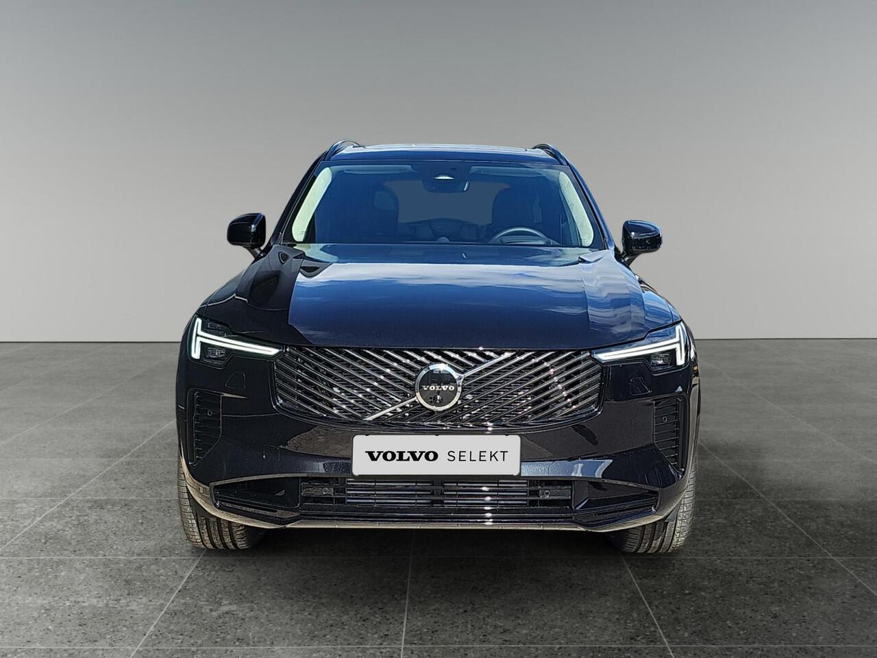 Volvo XC90 2.0 T8 Plug-in hybrid AWD Ultra Dark | Luchtvering | Bowers & Wilkins Audio | Extra getint glas | Massagefunctie |