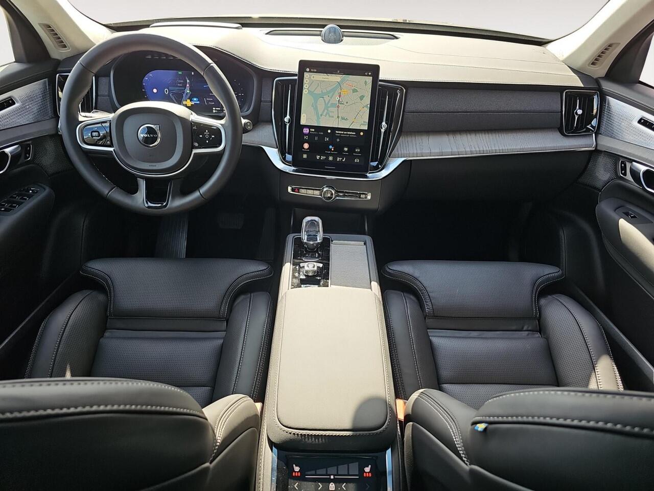 Volvo XC90 2.0 T8 Plug-in hybrid AWD Ultra Dark | Luchtvering | Bowers & Wilkins Audio | Extra getint glas | Massagefunctie |