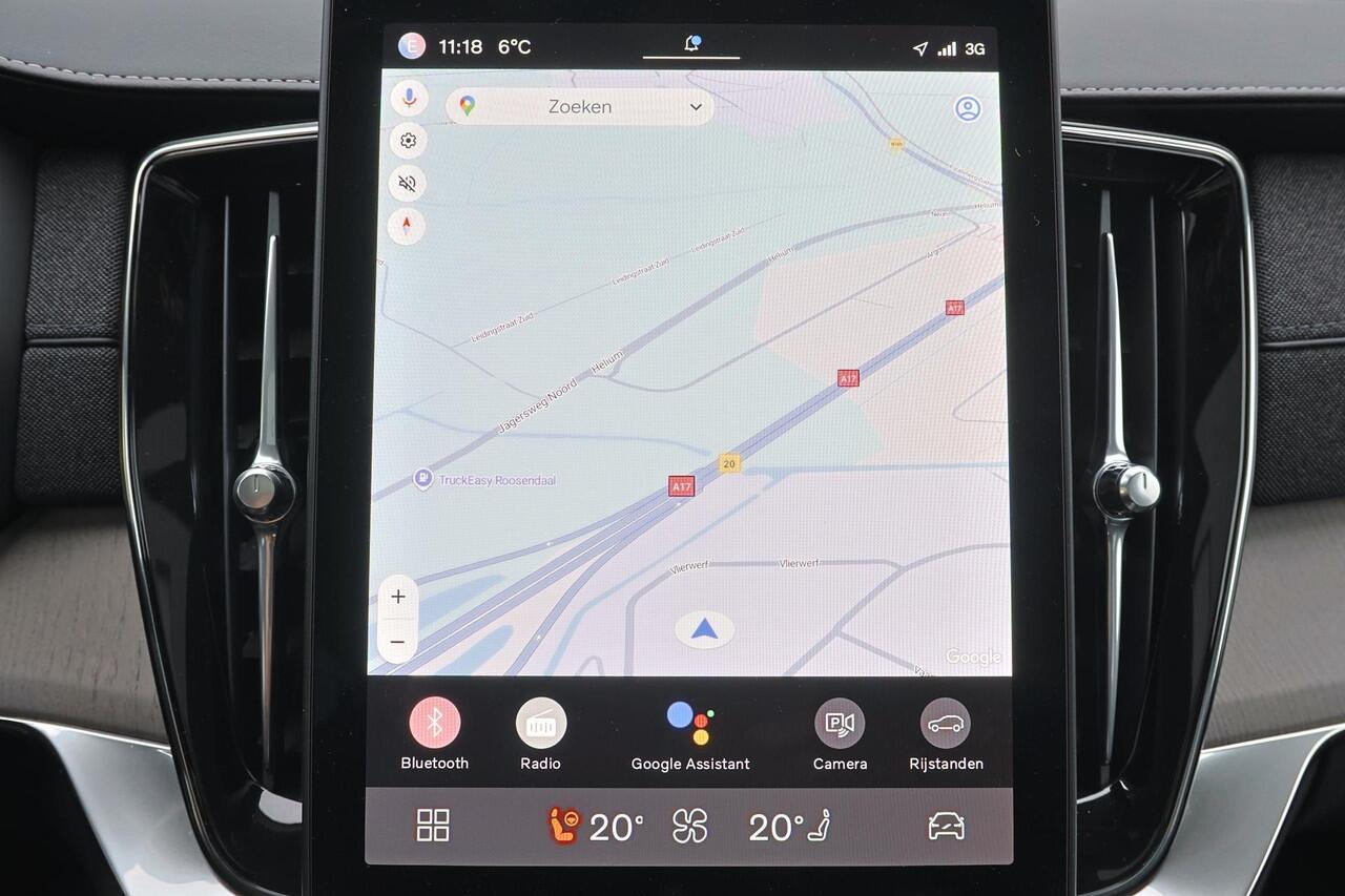 Volvo XC90 T8 Recharge AWD Ultra Dark - Luchtvering - Panorama/schuifdak - IntelliSafe Assist & Surround - 360º Camera - Bowers & Wilkins audio - Adaptieve LED koplampen - Verwarmde voorstoelen, stuur & achterbank - Parkeersensoren voor & achter - Elektr. bedienb. v