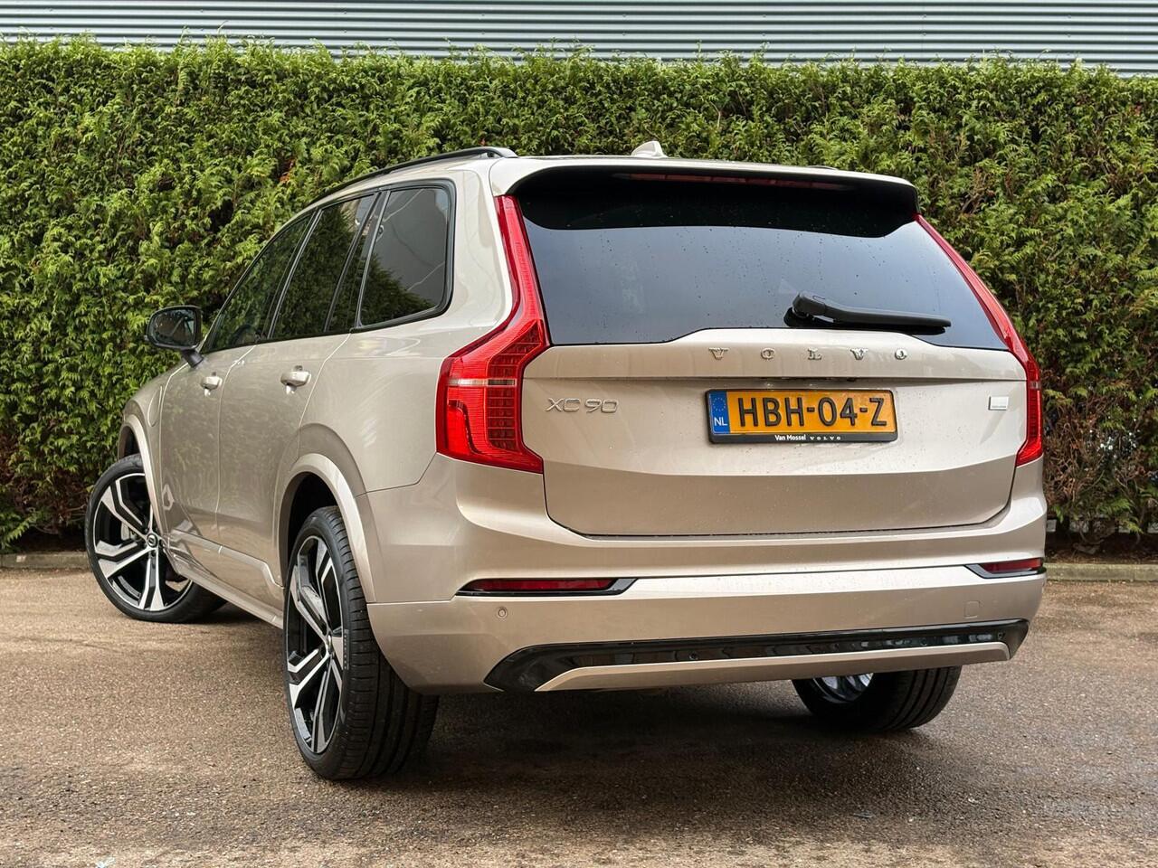 Volvo XC90 T8 Plug-in hybrid AWD Ultra Bright | Panoramadak | Harman/Kardon | Memory |