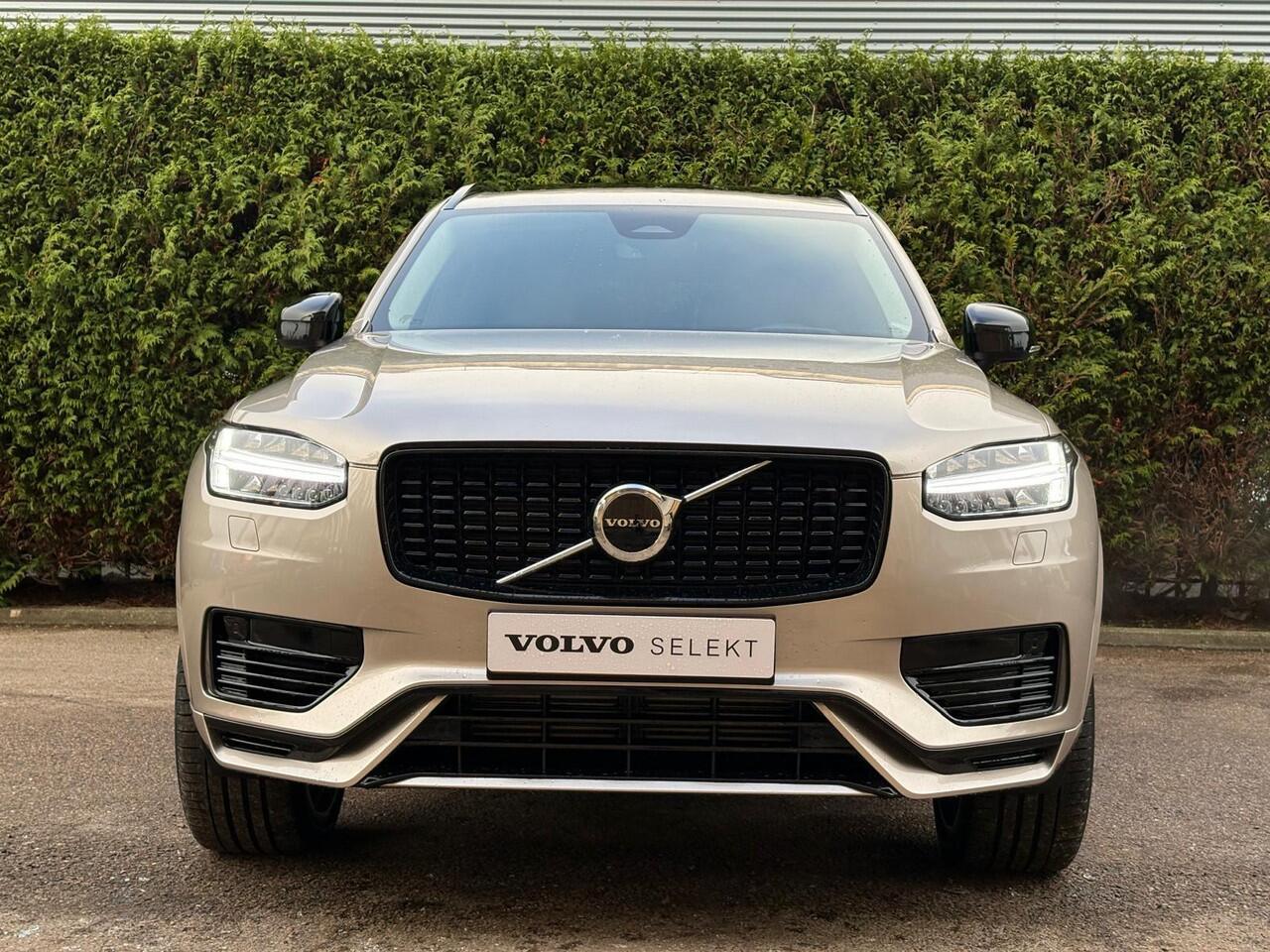 Volvo XC90 T8 Plug-in hybrid AWD Ultra Bright | Panoramadak | Harman/Kardon | Memory |