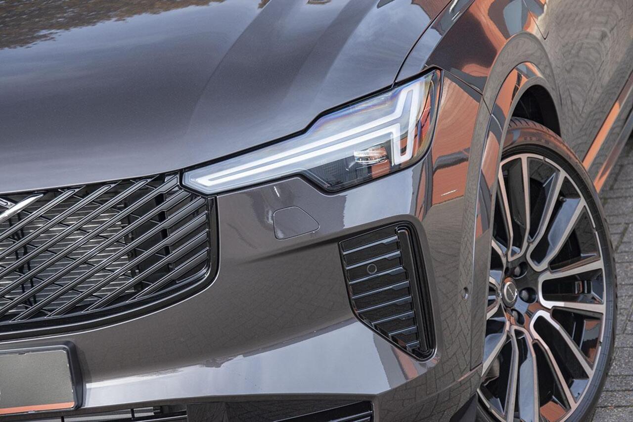 Volvo XC90 2.0 T8 PLUG-IN HYBRID AWD ULTRA DARK LUCHTVERING