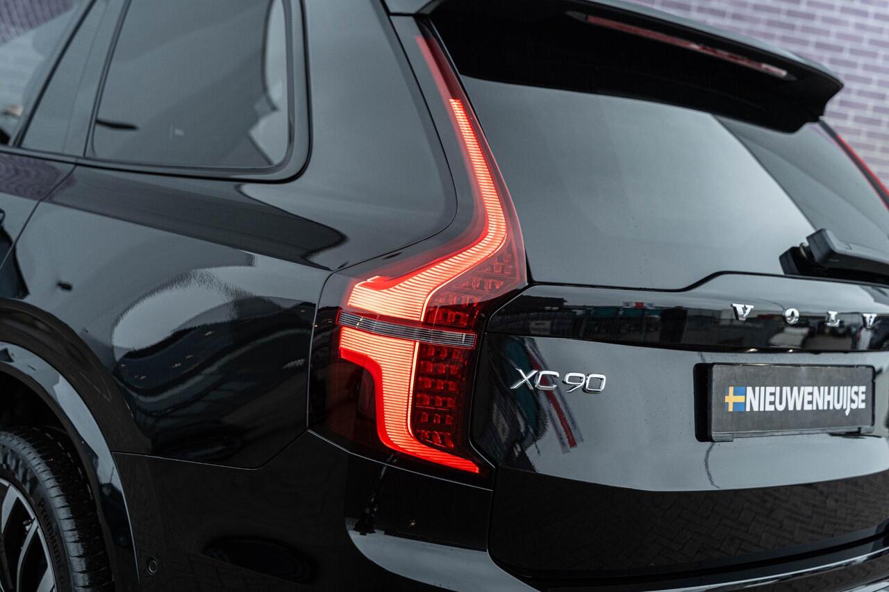 Volvo XC90 T8 Plug-in hybrid AWD Ultra Dark | 7 zits | Adaptieve Cruise Control | Panoramadak | Nappa Lederen Bekleding | Stoelmassage | Harman Kardon Audio | 21" Velgen | Stoel-/Stuurverwarming |