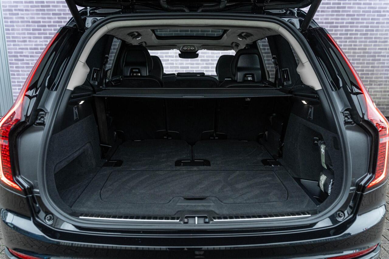 Volvo XC90 T8 Plug-in hybrid AWD Ultra Dark | 7 zits | Adaptieve Cruise Control | Panoramadak | Nappa Lederen Bekleding | Stoelmassage | Harman Kardon Audio | 21" Velgen | Stoel-/Stuurverwarming |