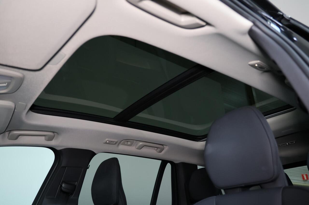 Volvo XC90 T8 Recharge AWD Plus Bright - Panorama/schuifdak - IntelliSafe Assist & Surround - 360º Camera - Harman/Kardon audio - Adaptieve LED koplampen - Verwarmde voorstoelen, stuur & achterbank - Parkeersensoren voor & achter - Elektr. bedienb. voorstoelen met g