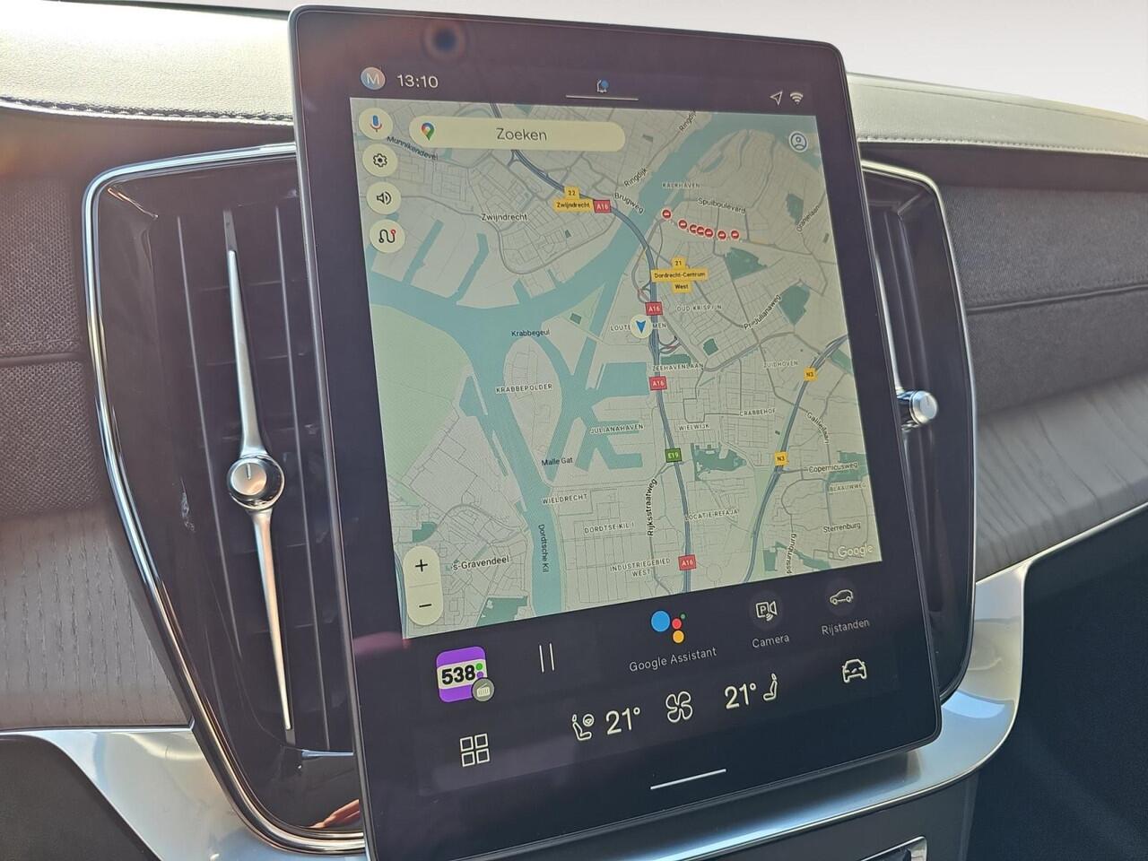 Volvo XC90 2.0 T8 Plug-in hybrid AWD Ultra Dark | Luchtvering | Bowers & Wilkins Audio | Extra getint glas | Massagefunctie |