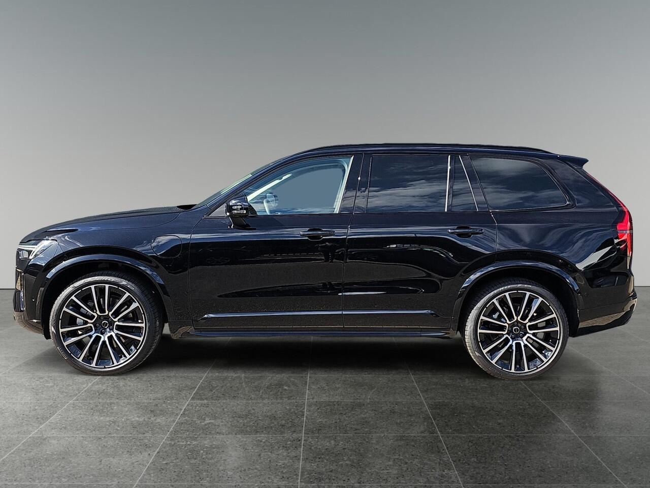 Volvo XC90 2.0 T8 Plug-in hybrid AWD Ultra Dark | Luchtvering | Bowers & Wilkins Audio | Extra getint glas | Massagefunctie |