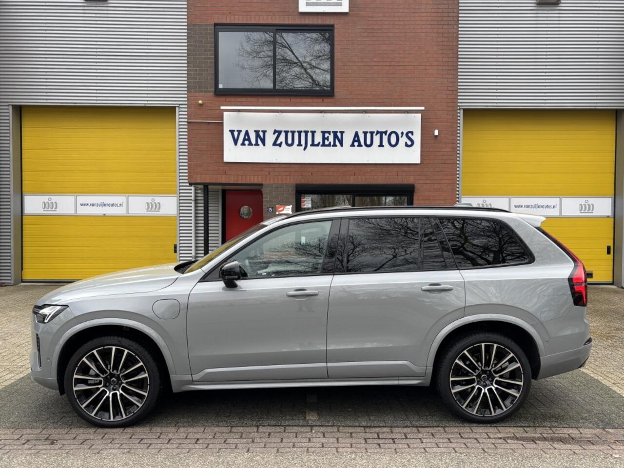 Volvo XC90 T8 AWD Facelift Dark Four-C Panorama 22" 360° BTW