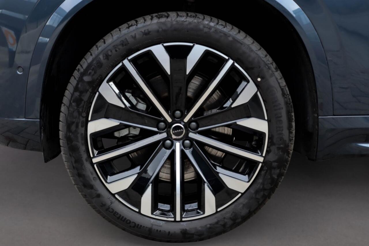 Volvo XC90 MY26 Plus Bright Recharge Plug-In Hybrid AWD Pano l 360 l