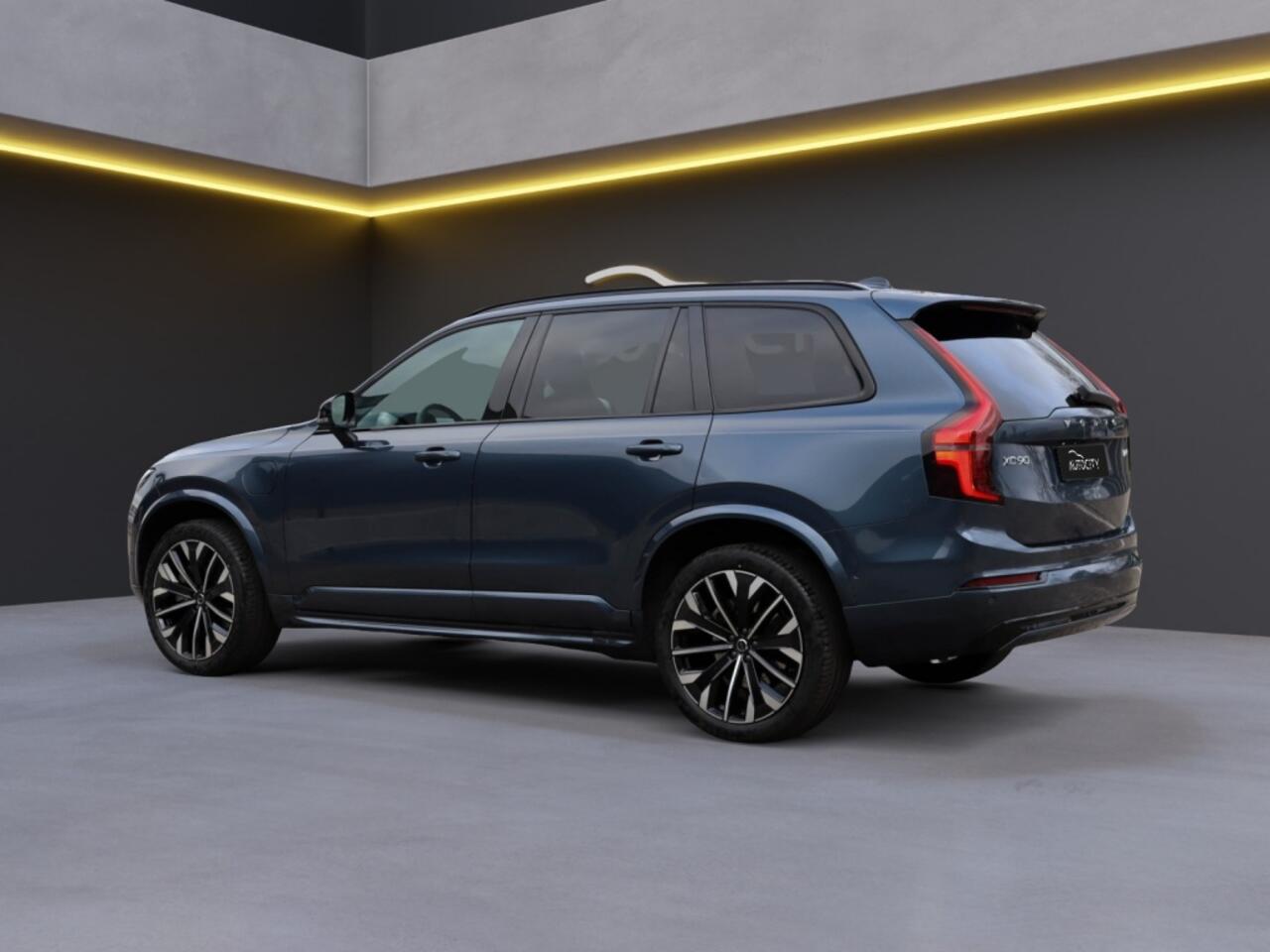 Volvo XC90 MY26 Plus Bright Recharge Plug-In Hybrid AWD Pano l 360 l