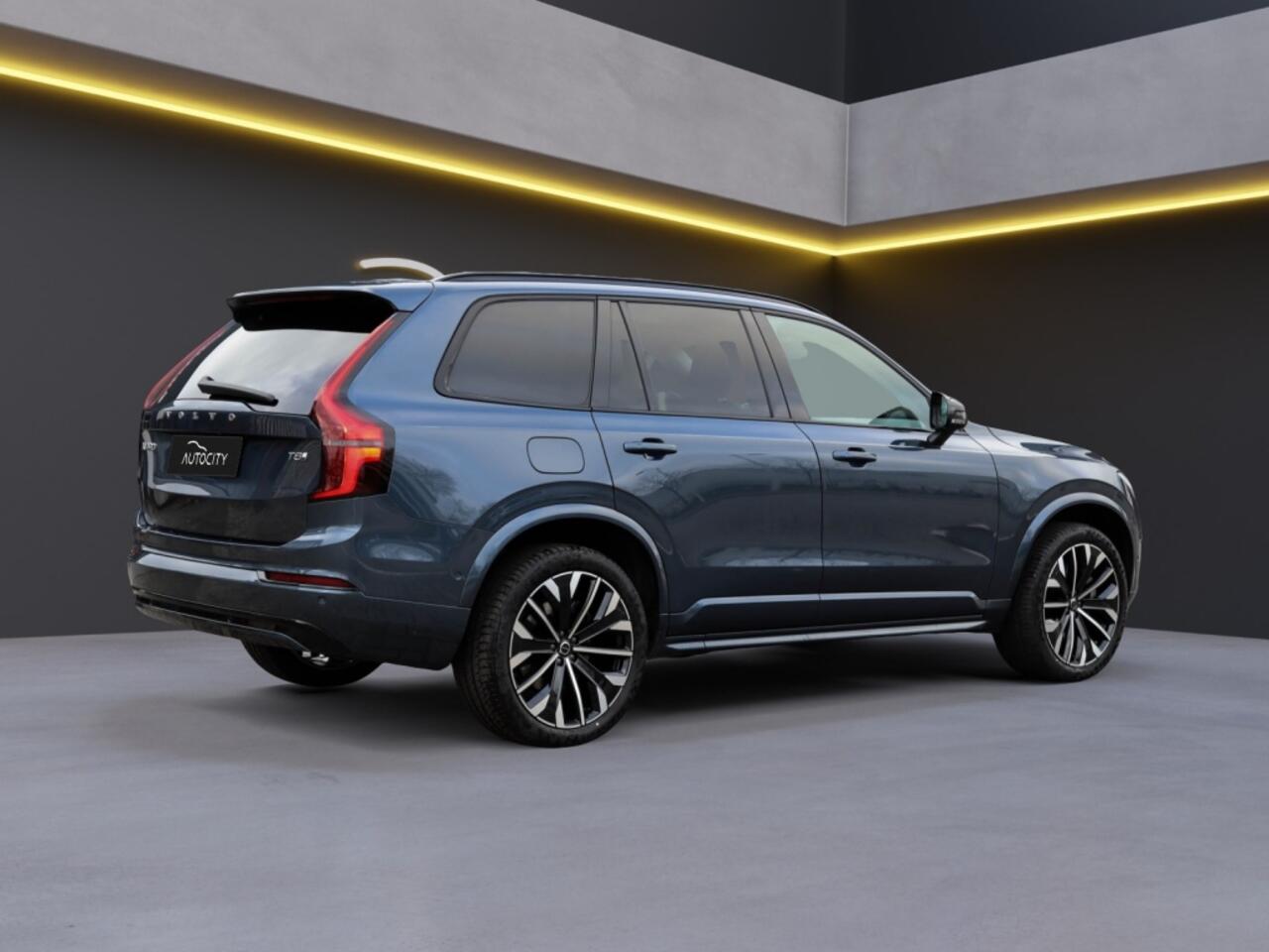 Volvo XC90 MY26 Plus Bright Recharge Plug-In Hybrid AWD Pano l 360 l