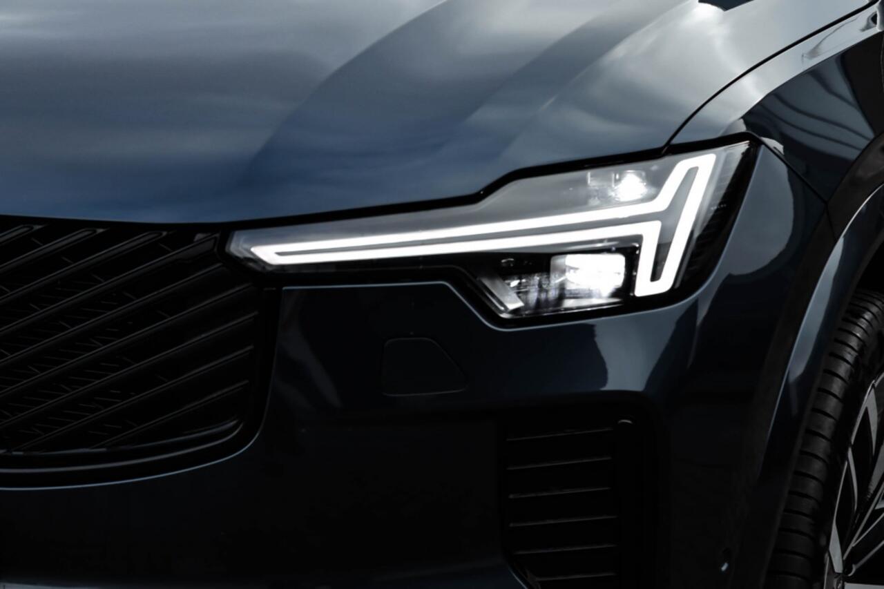 Volvo XC90 MY26 Plus Bright Recharge Plug-In Hybrid AWD Pano l 360 l