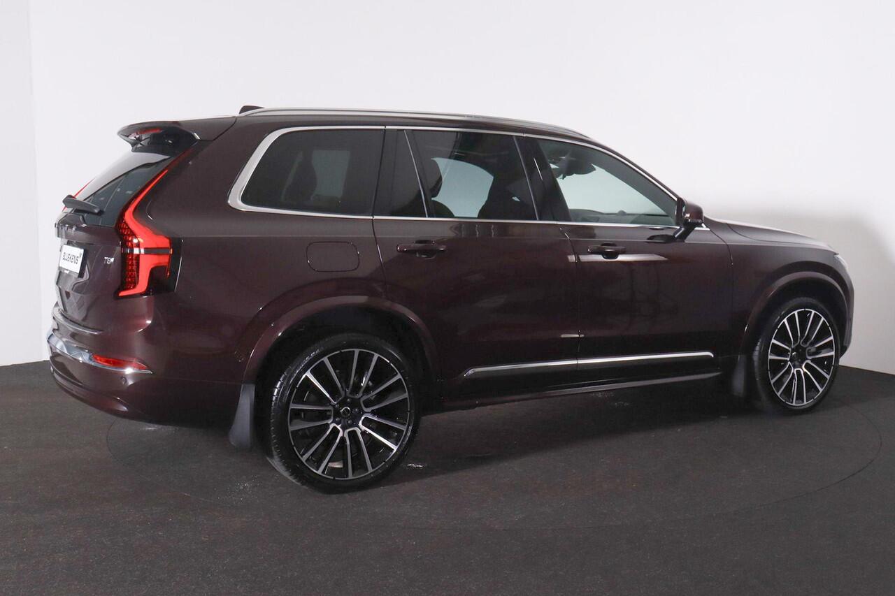 Volvo XC90 T8 Recharge AWD Ultra Bright - Luchtvering - Panorama/schuifdak - IntelliSafe Assist & Surround - 360º Camera - Bowers & Wilkins audio - Adaptieve LED koplampen - Verwarmde voorstoelen, stuur & achterbank - Parkeersensoren voor & achter - Elektr. bedienb.