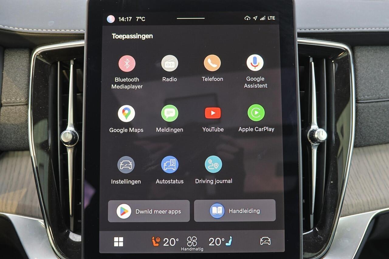 Volvo XC90 T8 Recharge AWD Plus Dark - Panorama/schuifdak - IntelliSafe Assist & Surround - 360º Camera - Harman/Kardon audio - Adaptieve LED koplampen - Verwarmde voorstoelen, stuur & achterbank - Parkeersensoren voor & achter - Elektr. bedienb. voorstoelen met geh