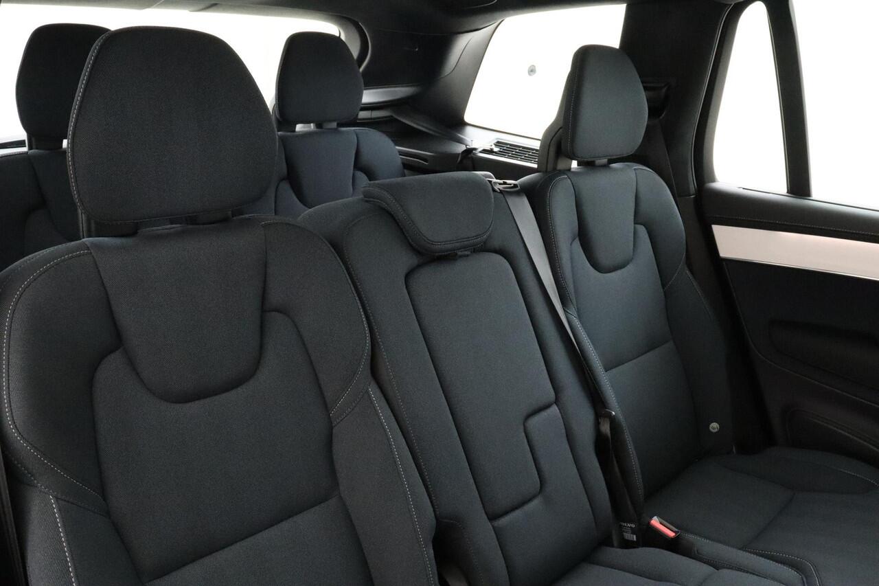 Volvo XC90 II T8 PLUG-IN HYBRID AWD ULTRA DARK -PANO.DAK|HARMAN/KARDON|360°CAM|ADAP.LED|HEAD-UP DISP.|POWER-SEATS|HERRINGBONE