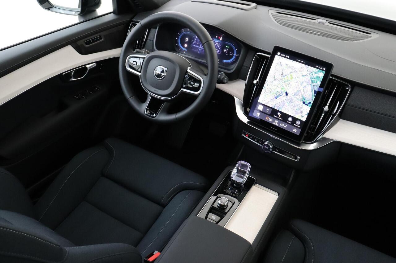 Volvo XC90 II T8 PLUG-IN HYBRID AWD ULTRA DARK -PANO.DAK|HARMAN/KARDON|360°CAM|ADAP.LED|HEAD-UP DISP.|POWER-SEATS|HERRINGBONE