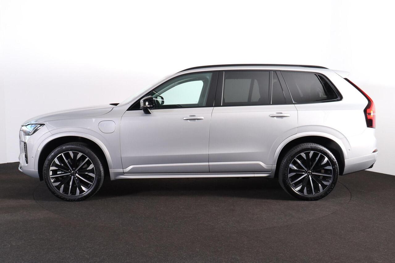 Volvo XC90 T8 Recharge AWD Ultra Dark - Panorama/schuifdak - IntelliSafe Assist & Surround - 360º Camera - Harman/Kardon audio - Adaptieve LED koplampen - Verwarmde voorstoelen, stuur & achterbank - Parkeersensoren voor & achter - Elektr. bedienb. voorstoelen met ge