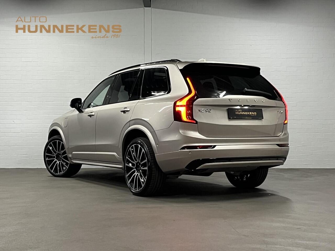 Volvo XC90 2.0 T8 Plug-in hybrid AWD Ultra Dark Luchtvering | Bowers & Wilkins | Massage | Trekhaak | Adapt. Cruise | Stoelventilatie | 22" wielen | 360 camera | Head-up