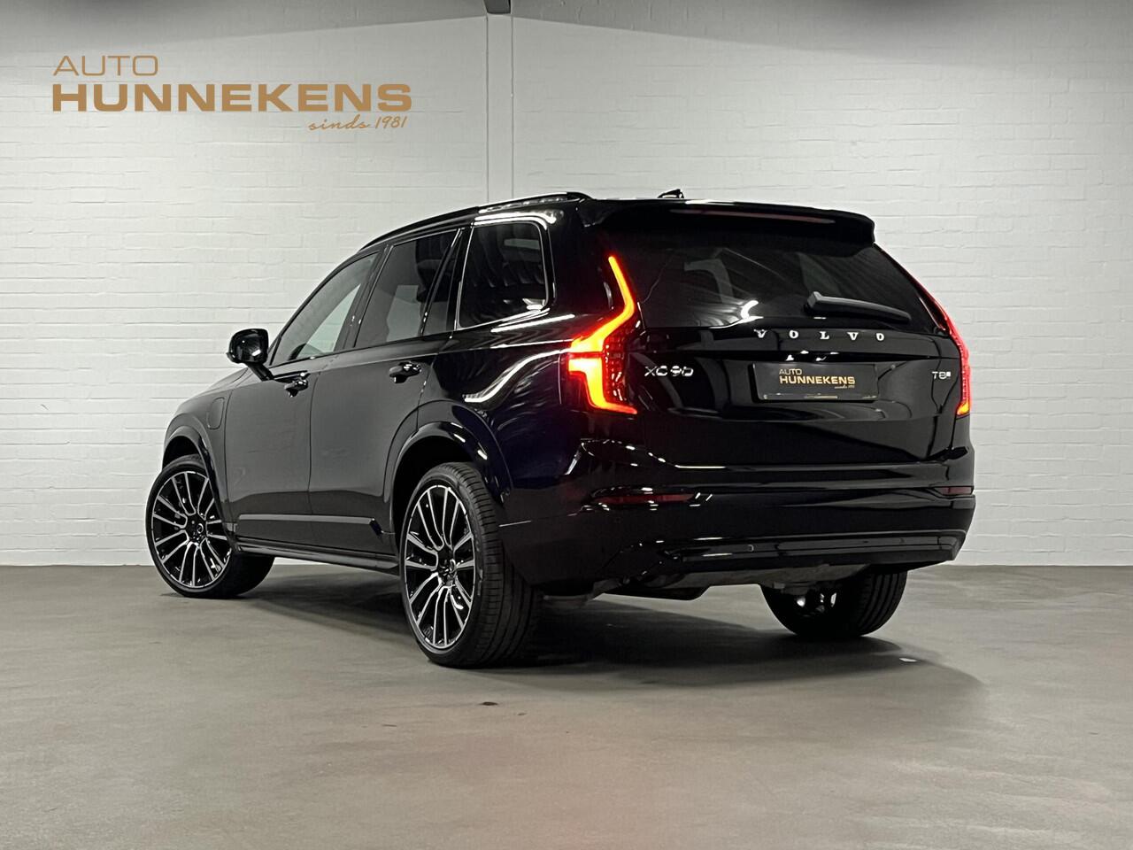 Volvo XC90 2.0 T8 Plug-in hybrid AWD Ultra Dark Luchtvering | Bowers & Wilkins | Massage | Trekhaak | Adapt. Cruise | Stoelventilatie | 22" wielen | 360 camera | Head-up