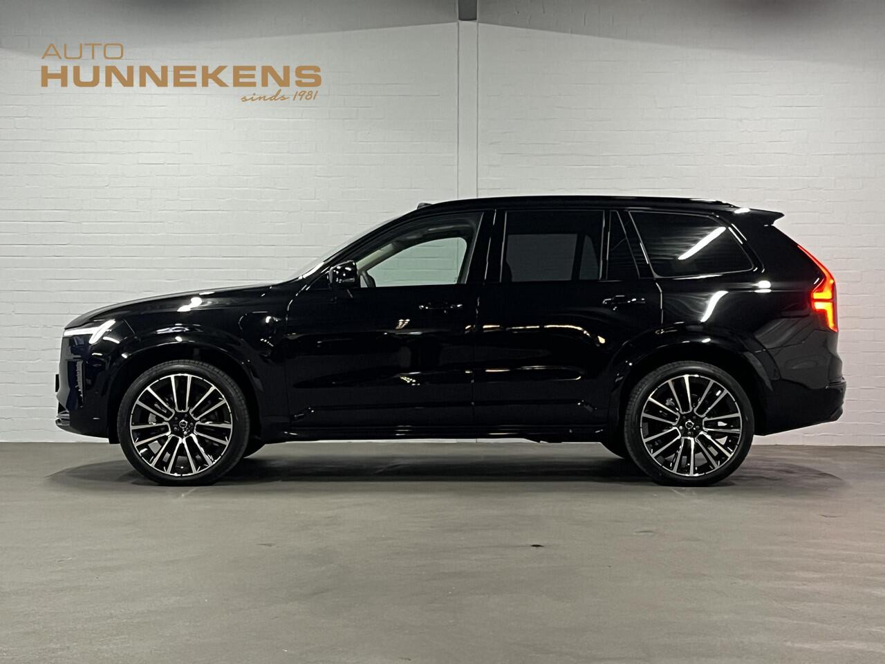 Volvo XC90 2.0 T8 Plug-in hybrid AWD Ultra Dark Luchtvering | Bowers & Wilkins | Massage | Trekhaak | Adapt. Cruise | Stoelventilatie | 22" wielen | 360 camera | Head-up