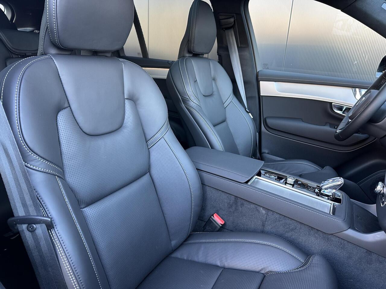 Volvo XC90 2.0 T8 Plug-in hybrid AWD Ultra Dark 22 inch/ luchtvering/ Bowers & Wilkens / extra getint glas/ massagestoelen met ventilatie
