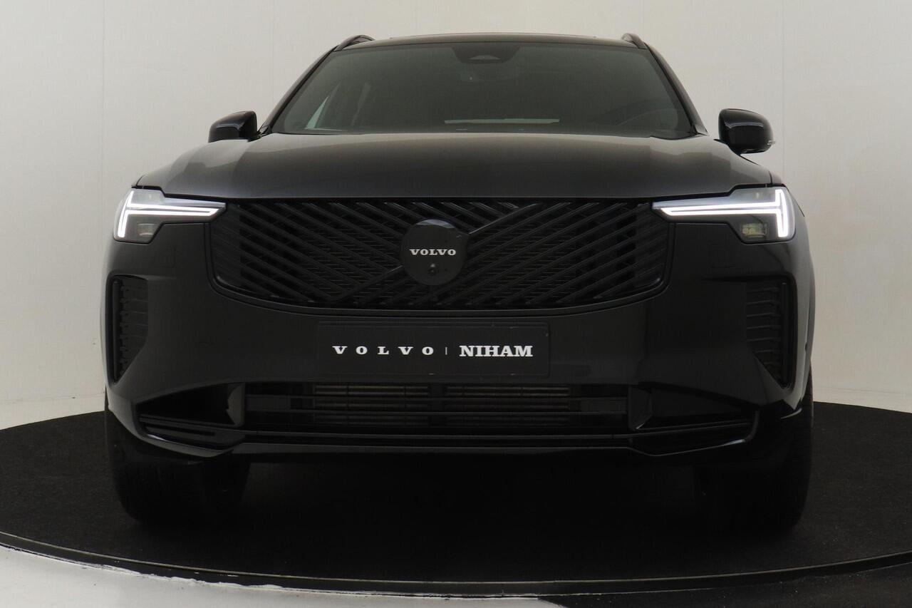 Volvo XC90 II T8 PLUG-IN HYBRID AWD PLUS BLACK EDITION -PANO.DAK|HARMAN/KARDON|LUCHTVERING|360°CAM|HEAD-UP DISP.|PRIVACY.GLAS|SPORTSTOELEN *NW.PRIJS ¤102.477,-*