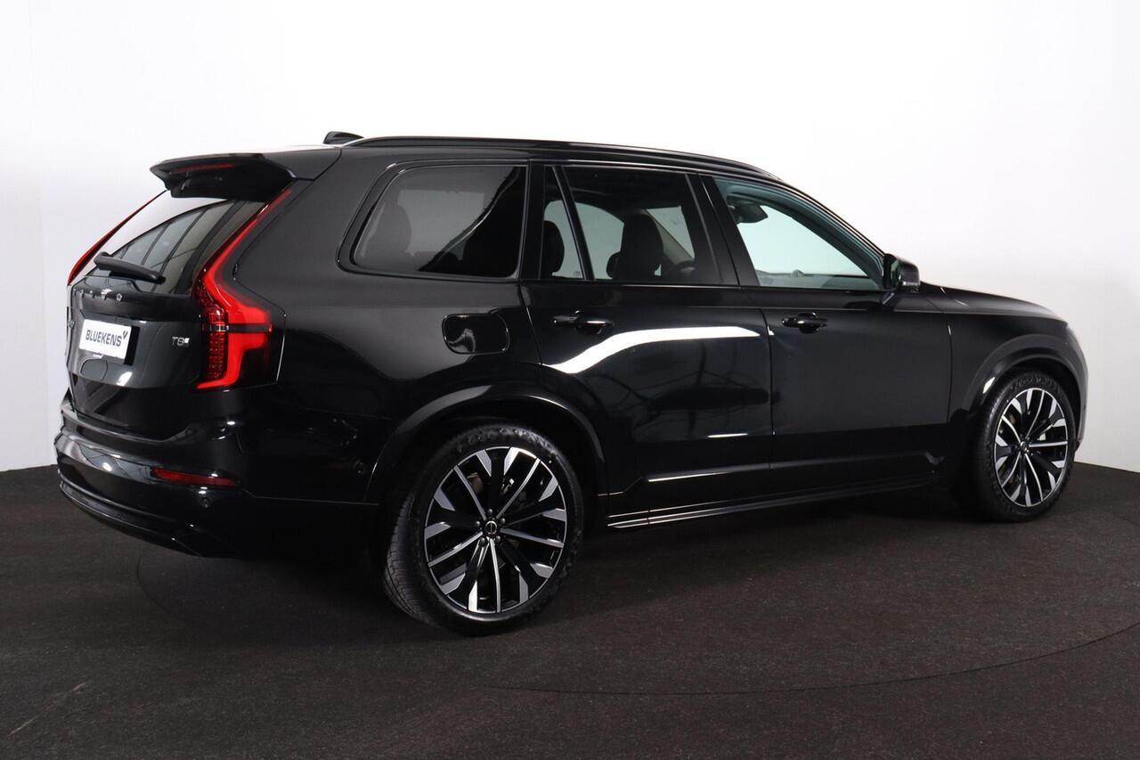Volvo XC90 T8 Recharge AWD Ultra Dark - Luchtvering - Panorama/schuifdak - IntelliSafe Assist & Surround - 360º Camera - Bowers & Wilkins audio - Adaptieve LED koplampen - Verwarmde voorstoelen, stuur & achterbank - Parkeersensoren voor & achter - Elektr. bedienb. v