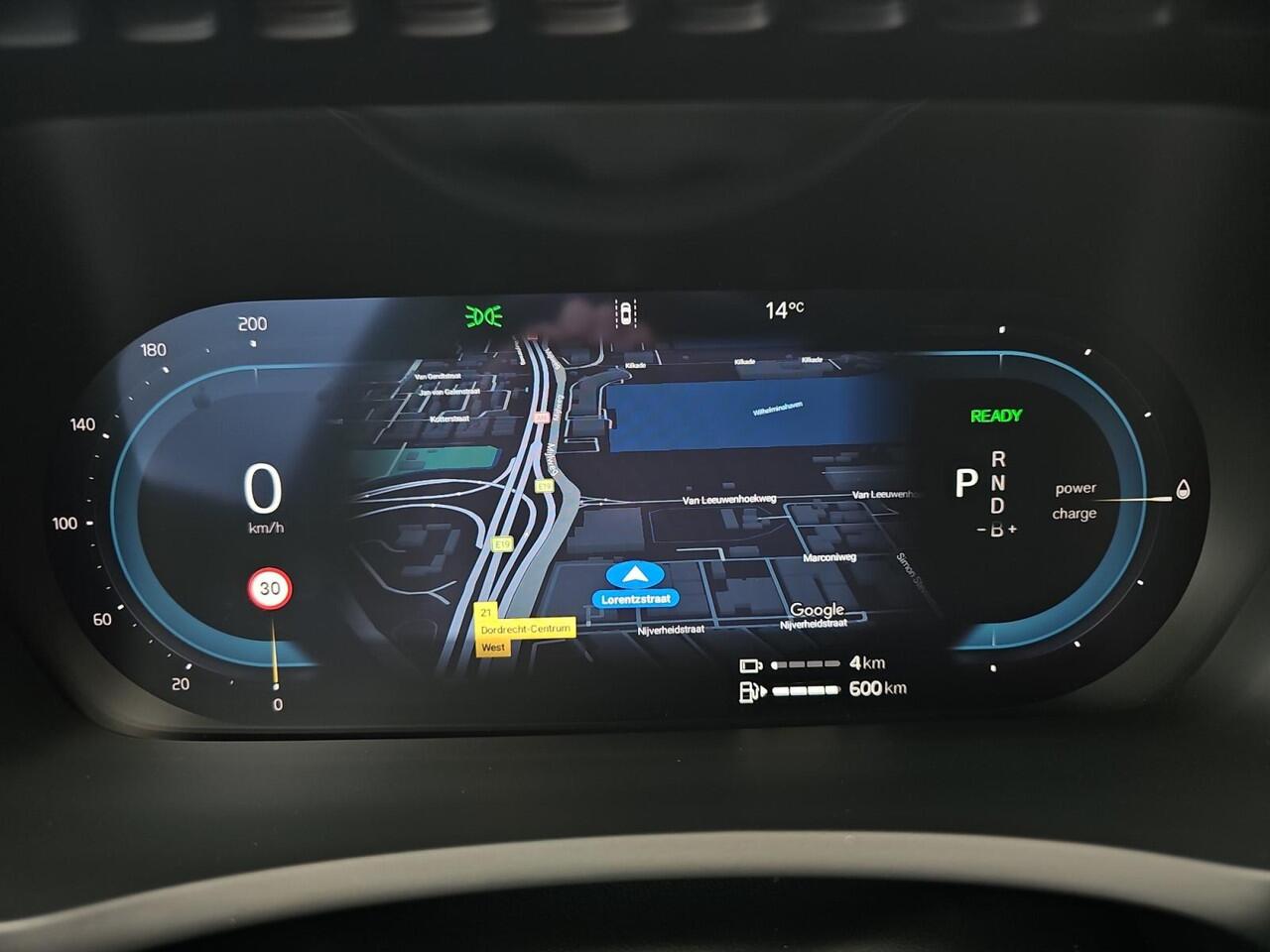 Volvo XC90 2.0 T8 Plug-in hybrid AWD Plus Dark | Luchtvering | Panoramadak | 360 graden camera | Harman/Kardon |
