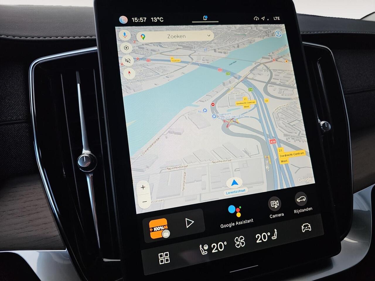 Volvo XC90 2.0 T8 Plug-in hybrid AWD Plus Dark | 360 graden camera | Harman/Kardon | Stoelverwarming | Verwarmde voorruit |