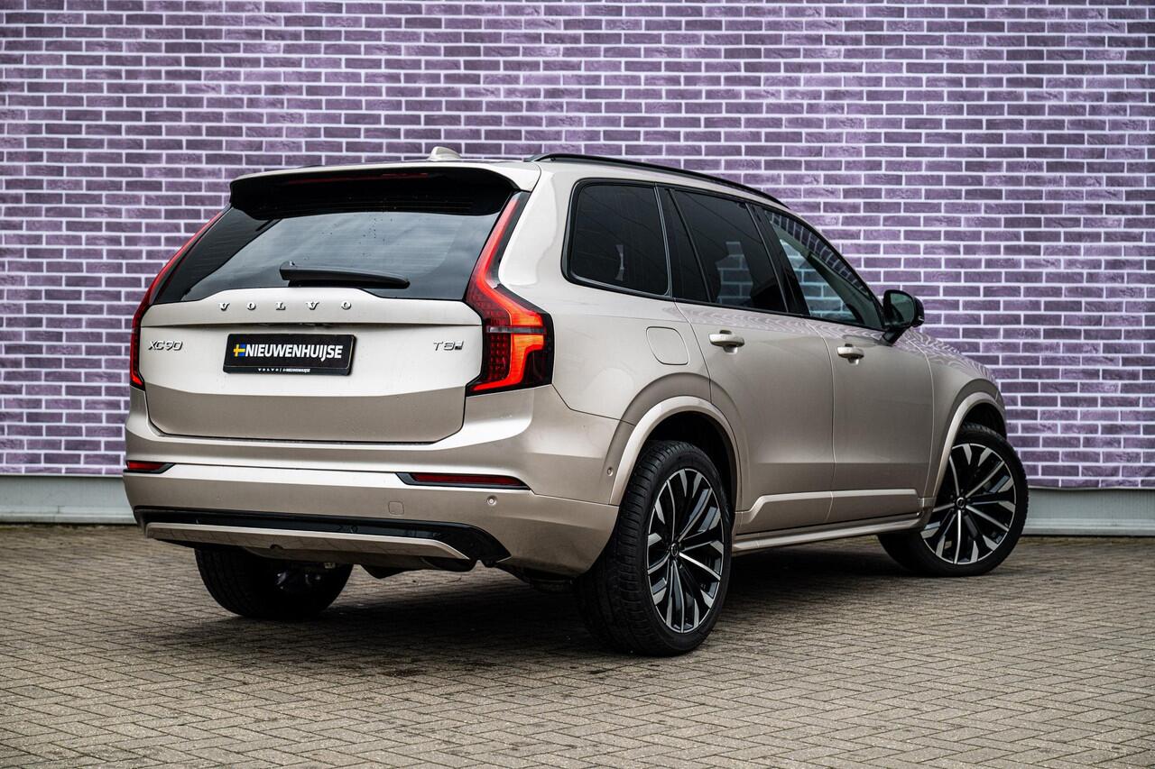 Volvo XC90 2.0 T8 Plug-in hybrid AWD Ultra Dark | Adaptieve Cruise Control | Luchtvering | Trekhaak | Panoramadak | Bowers & Wilkins Audio | Nappa Lederen Bekleding | Stoel-/Stuurverwarming | 360 Parkeercamera | 21" Velgen | Stoelventilatie | Massagefuntie voorstoel