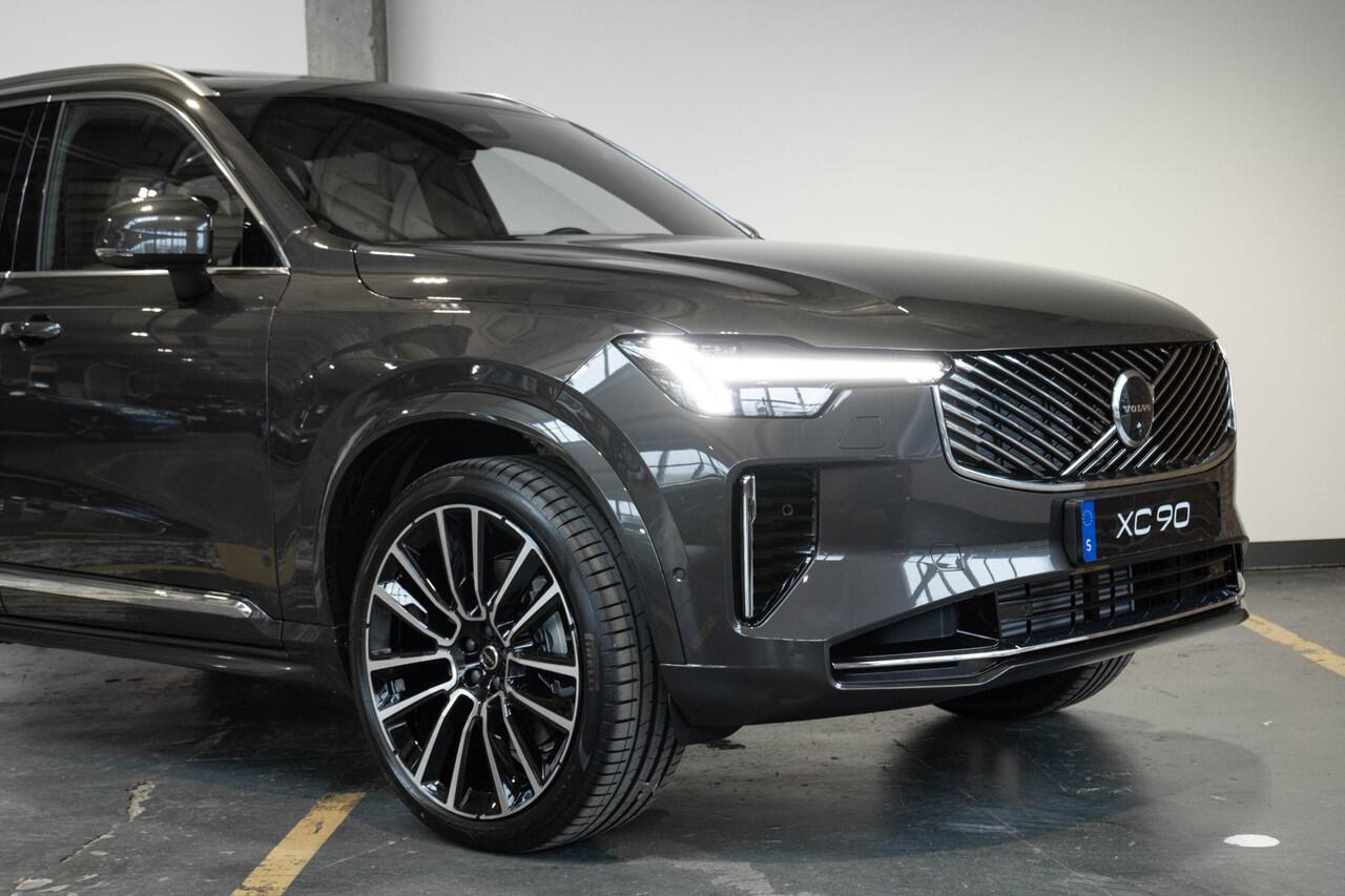 Volvo XC90 2.0 T8 Plug-in hybrid AWD Ultra Bright Executive Edition | Luchtvering | Bowers & Wilkins | Geventileerde Voorstoelen | Massagefunctie | Head-Up Display | 22" Lichtmetalen Wielen |