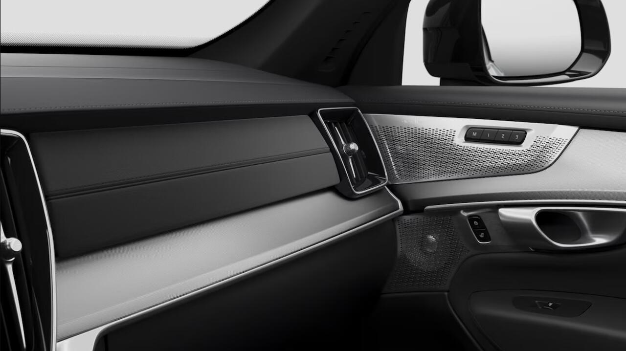 Volvo XC90 T8 AWD Ultra Black Edition Executive | Full option | Luchtvering | B&W | Privacy glas