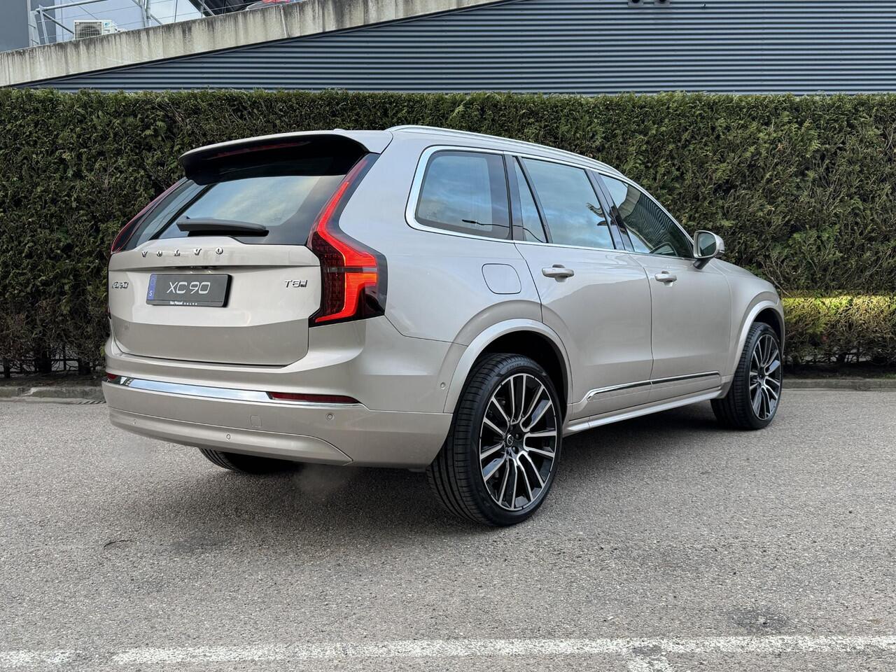Volvo XC90 T8 Plug-in hybrid AWD Ultra Bright Exec. Ed. | Luchtvering | B&W Audio | 360 Camera | Leder Dashboard